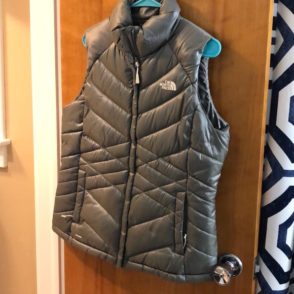 The North Face Jackets & Blazers - Large the north face vest